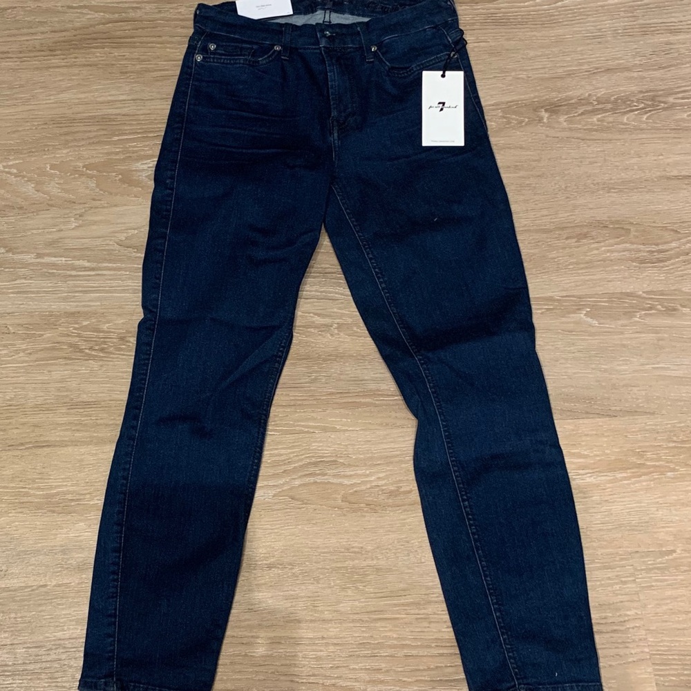 NWT Kimmie Crop Jean
